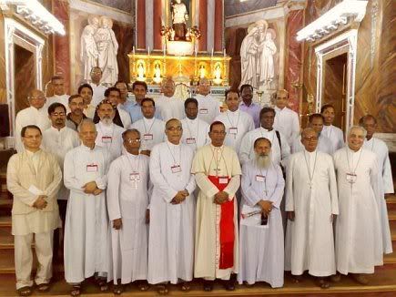 Cardinal Toppo and Bishops at the National Computer Workshop for Bishops