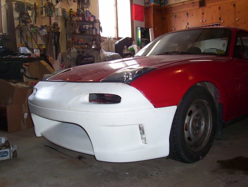 http://i21.photobucket.com/albums/b254/skiboyjake/car/rebuild/100_2469.jpg