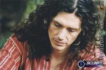 saul hernandez Pictures, Images and Photos