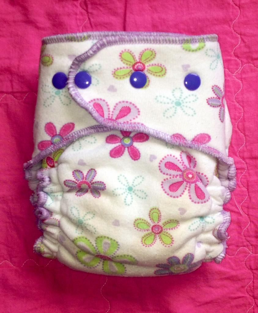 Lullaby Diapers One Size Violets Wild Hybrid fitted Lullaby Diapers One Size Violets Wild Hybrid fitted