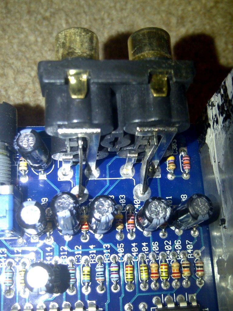 Alternator whine/low crackling Amplifier being the source