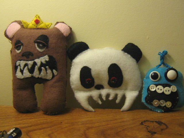 Chelsea likes to sew & draw!! CHECK IT OUT. Chelsea likes to sew & draw!! CHECK IT OUT.