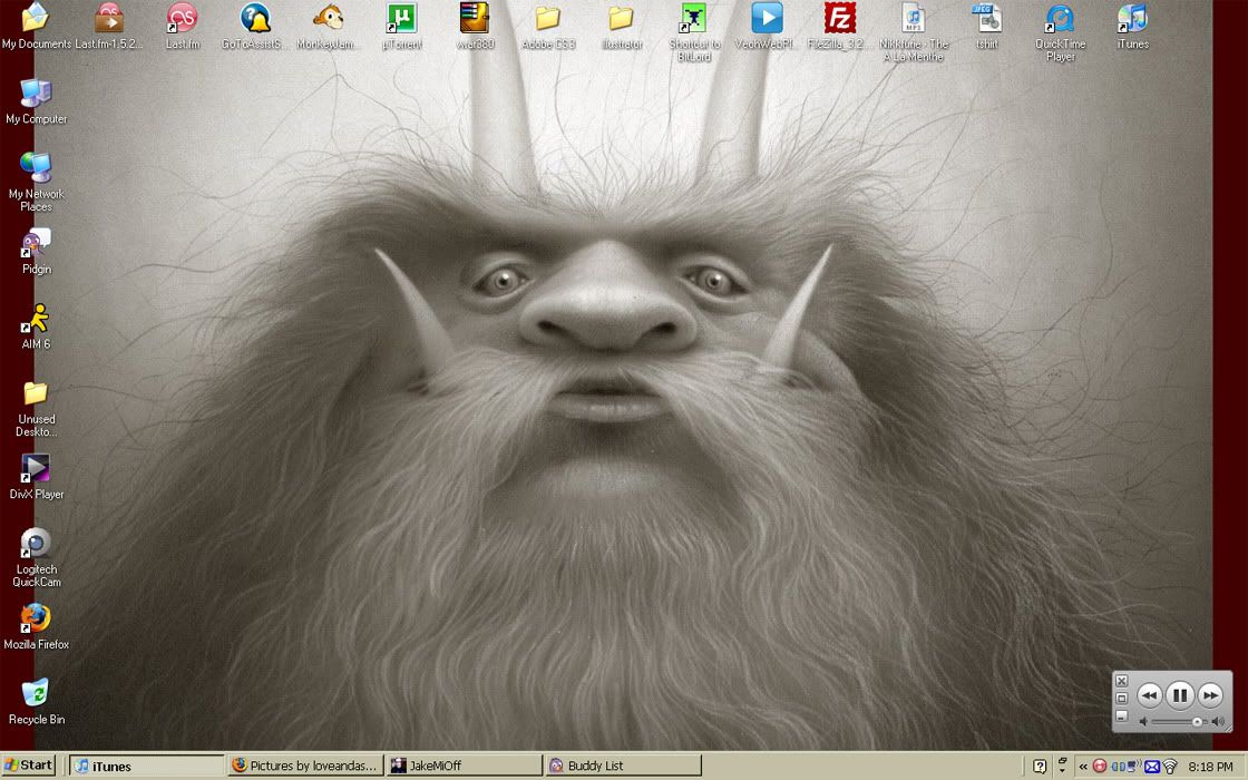 I want a mac. D: Here's my crap laptop desktop: I change my background every 