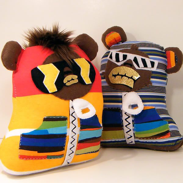 Chelsea likes to sew & draw!! CHECK IT OUT. Chelsea likes to sew & draw!! CHECK IT OUT.