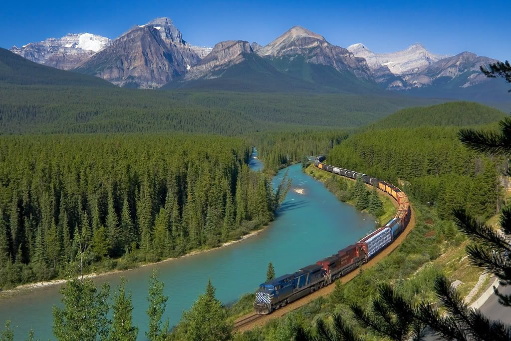 IMAGE: http://i21.photobucket.com/albums/b274/trainboysd40/CSFX1046Morants.jpg