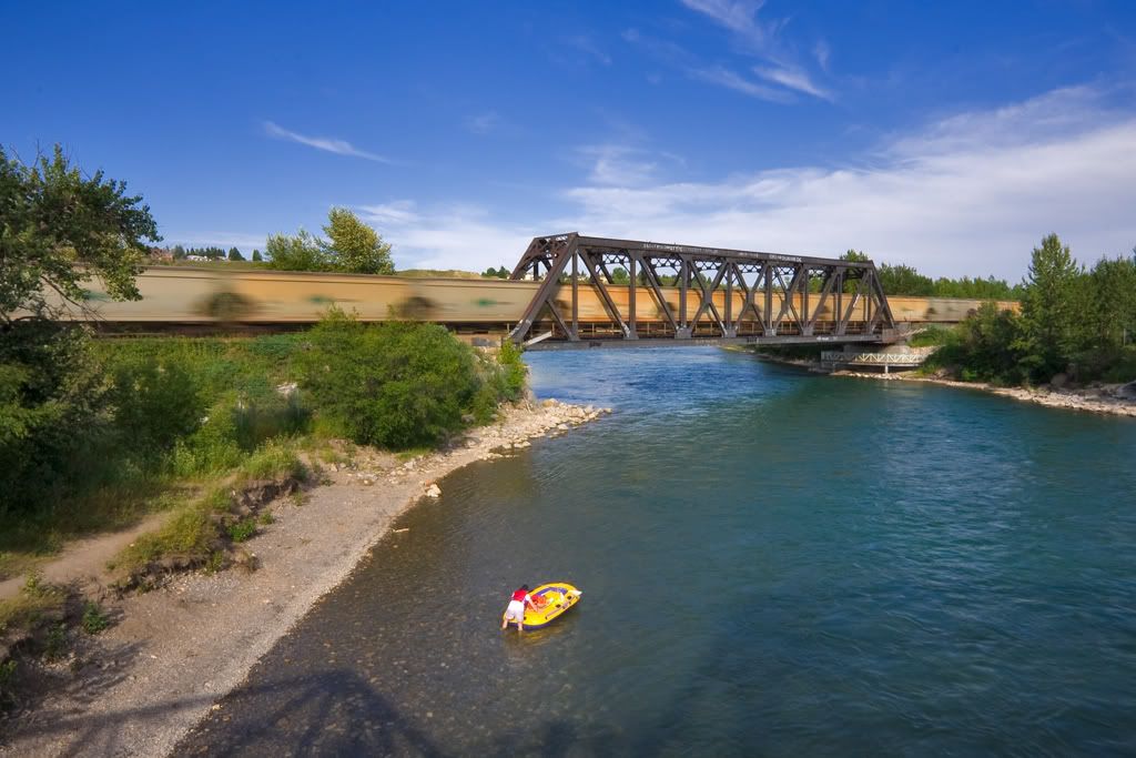 IMAGE: http://i21.photobucket.com/albums/b274/trainboysd40/potashblur.jpg