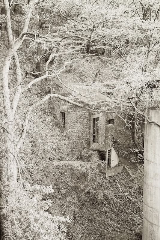 http://i21.photobucket.com/albums/b275/Paolo_Cocoa/Namur/th_0013-3.jpg
