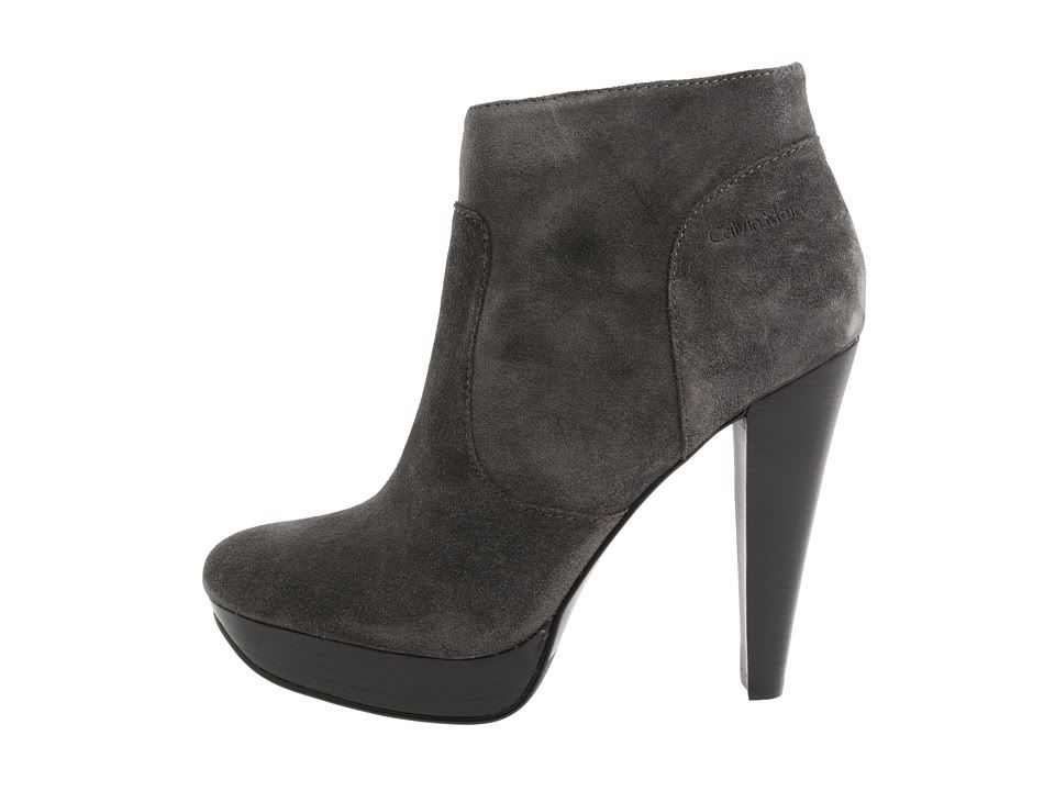 Booties Fall 2010 by ShoeShoe