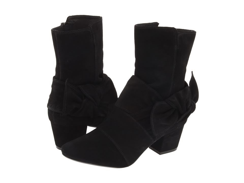 Booties Fall 2010 by ShoeShoe