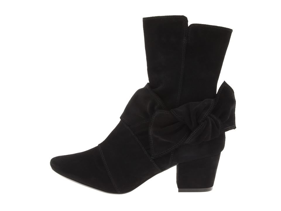 Booties Fall 2010 by ShoeShoe
