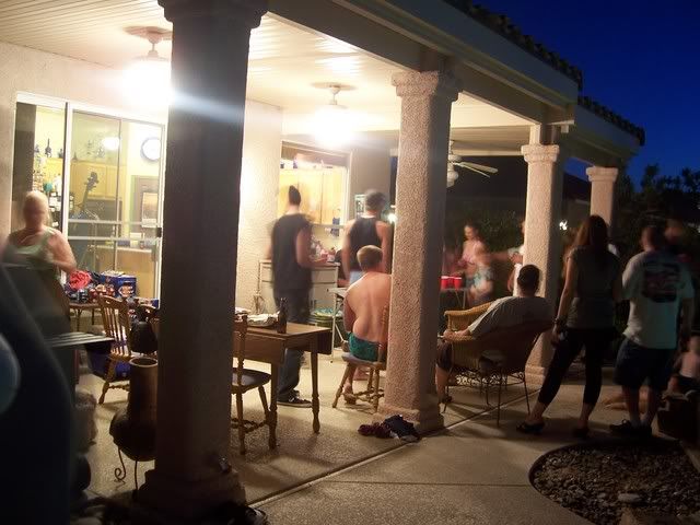 IMAGE: http://i21.photobucket.com/albums/b280/Freakfrontier_/freaksbbq/bbq018-1.jpg