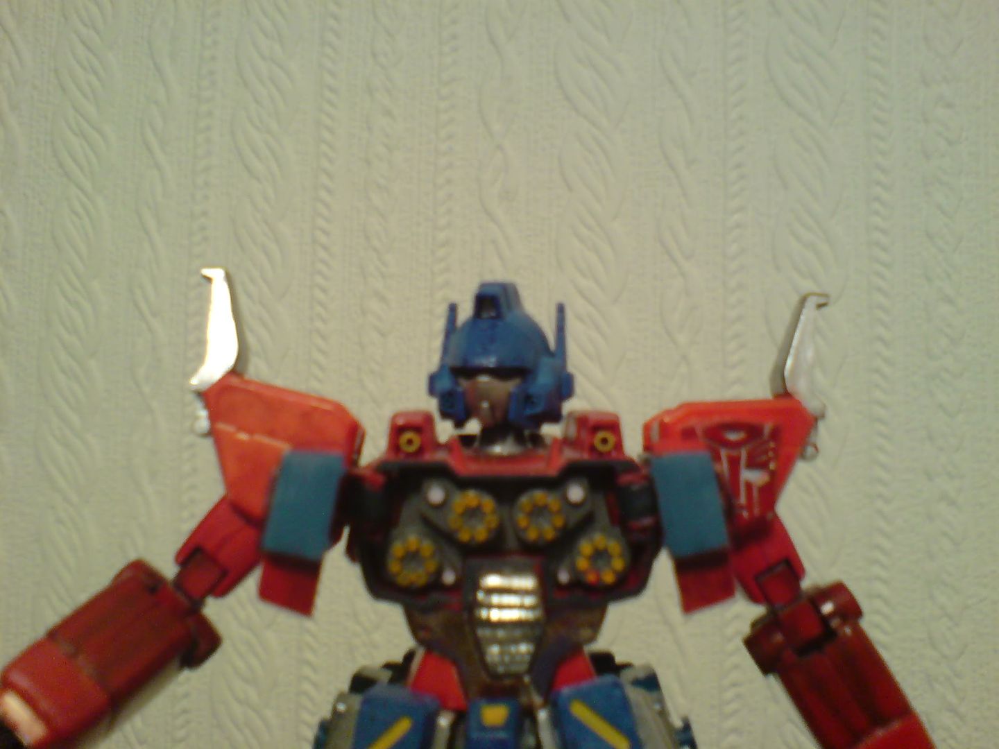 Optimus_With_Chest_Open.jpg