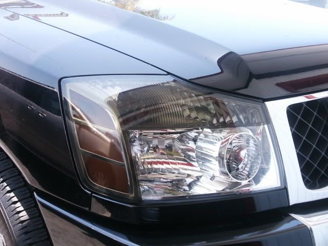 2005 Nissan titan headlight removal