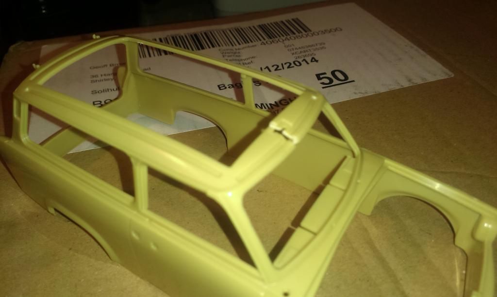 DamagedBodyshell_zps6c9e42cd.jpg