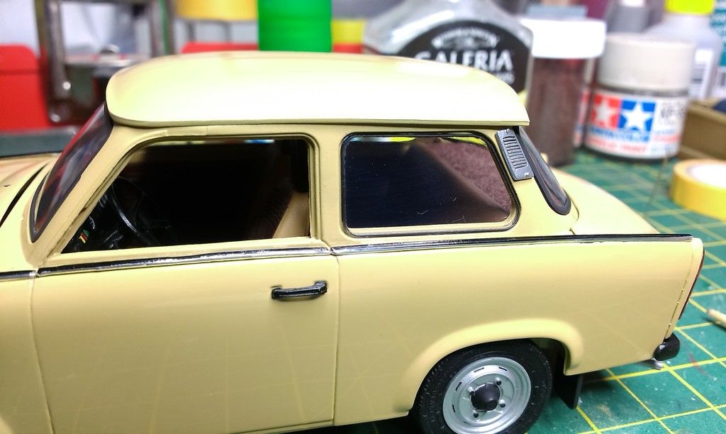 Rear%20side%20windows%20fitted%203_zpstb