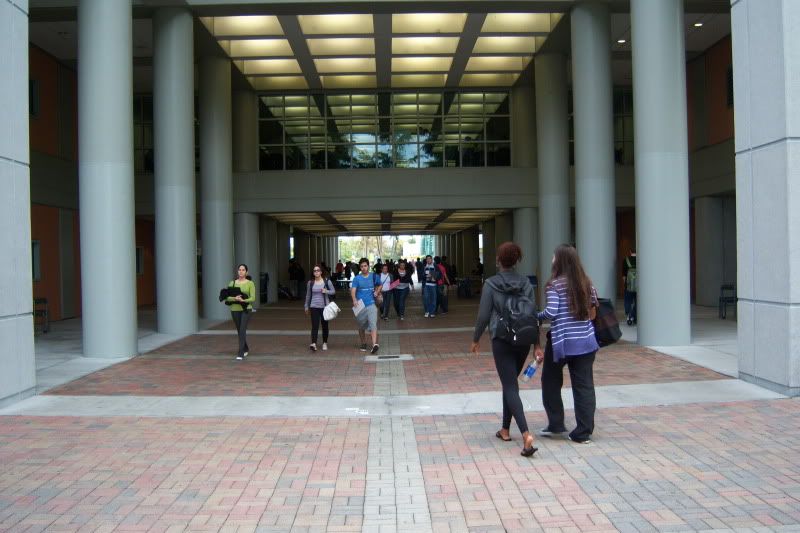 Fiu Green Library