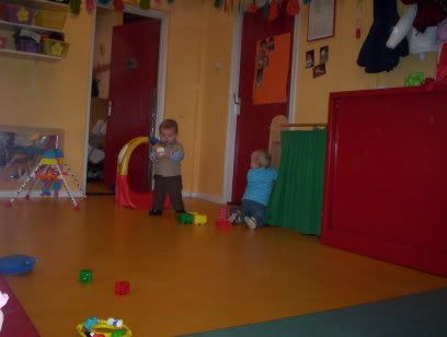 [img width=408 height=308]http://i21.photobucket.com/albums/b292/fairymama/Bas258.jpg[/img]