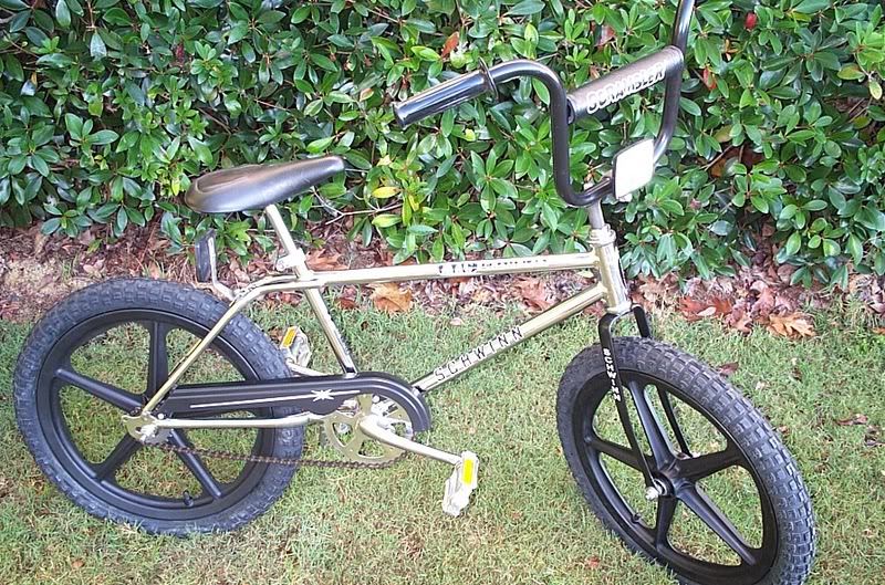 schwinn piston boy's bmx bike