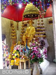 Wat Chanasongkram: An image of King Rama I's younger brother