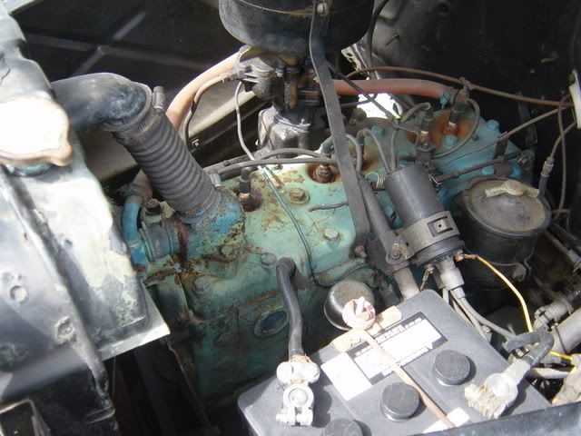 1948Plymouthmotor1.jpg