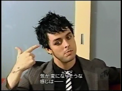 <img:http://i21.photobucket.com/albums/b299/nimrod_girl24/Billie%20Joe%20Armstrong/vlcsnap-348930.png>