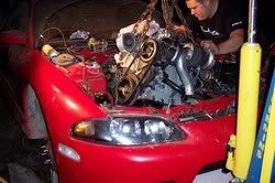 http://i21.photobucket.com/albums/b300/beautytornapart/kevs%20eclipse/installing1.jpg