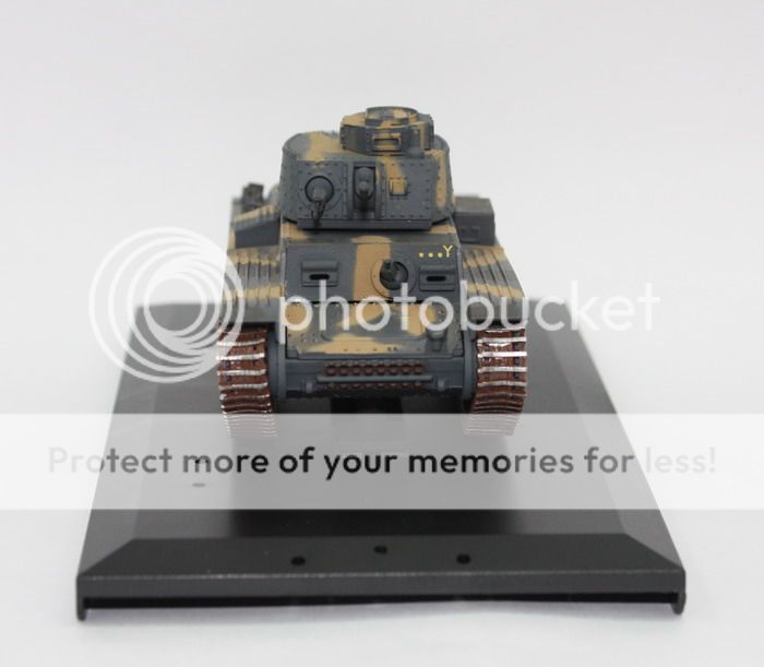   german light tank panzer 38 t a 1 48 brand 21st century toys condition