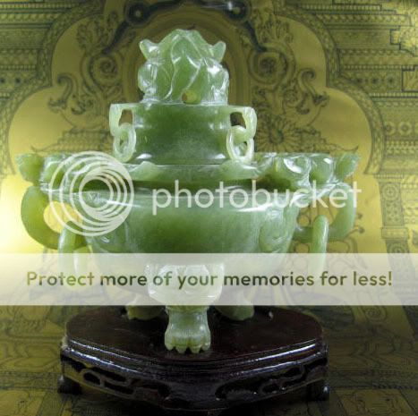 Jade TEMPLE LION LONG LIFE WISHING PRAYER OFFERING URN + RUBY 