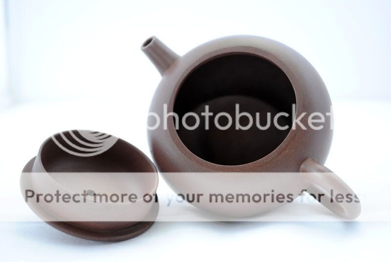 Name  Da pin Round shape Zisha Pottery Teapot (Single hole)